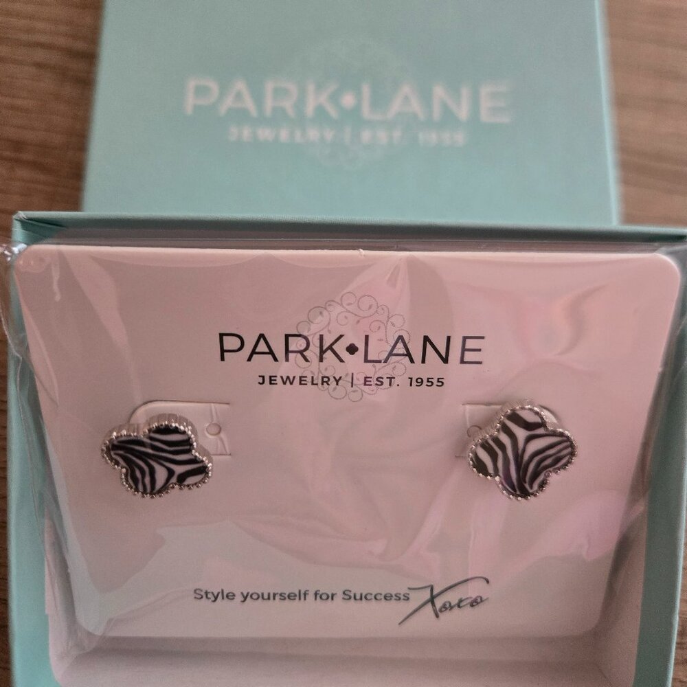 Park Lane Lana Earrings - Zebra print